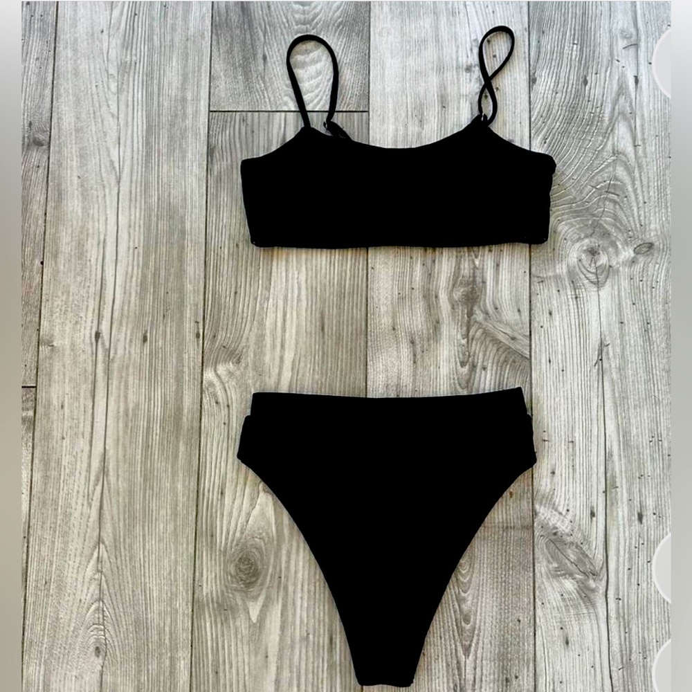 High waisted cheeky bikini